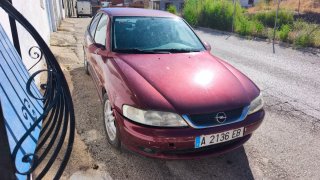 Opel Vectra B CC Sport con enganche