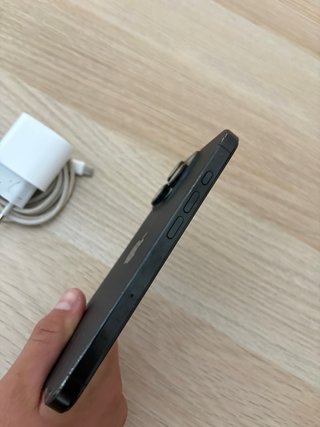 iPhone 16 Pro Negro + Cargador + Caja