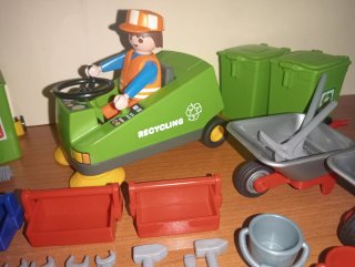Playmobil-Operarios obra pública Reciclaje ciudad.