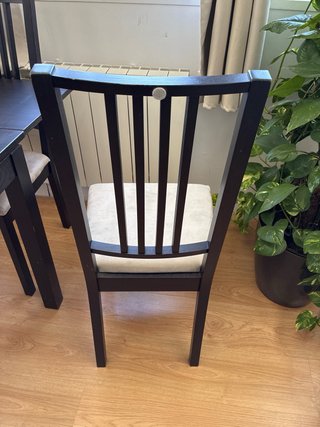Mesa extensible Wengue 90x90(170) + 4 sillas