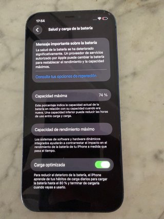 iPhone 12 azul