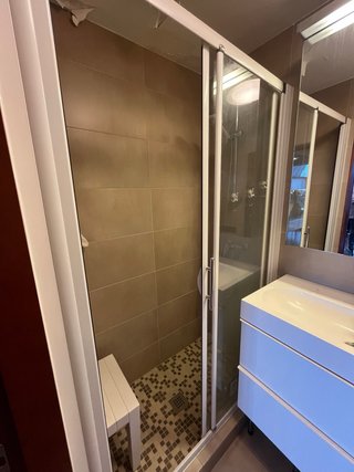 Piso de 2 habitaciones en Mundet disponible ya!