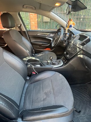 Opel Insignia 2.0 CDTI 2013 - Etiqueta B - Manual