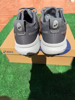 Zapatillas Asics Gel-Kayano 31 – Gris Acero / Gris