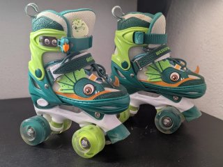 Patines infantiles dinosaurio