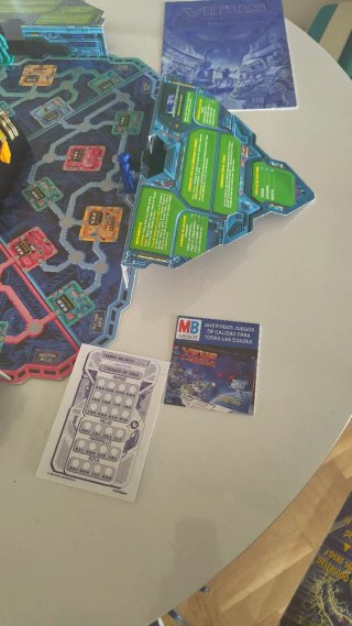 Virus Omega Juego de Mesa MB