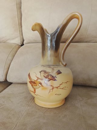 Jarrón de porcelana con pájaros