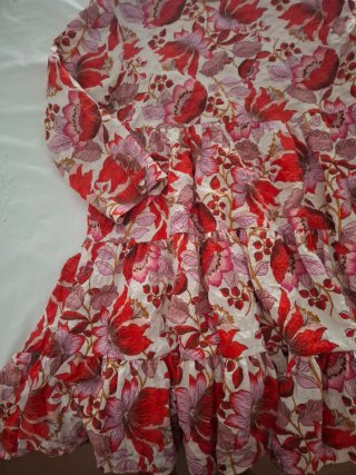 Vestido midi vuelo Zara estampado floral
