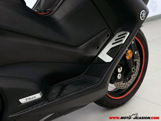 YAMAHA T-MAX 560 -APTA A2-