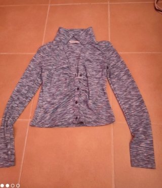 Blusa manga larga estampada