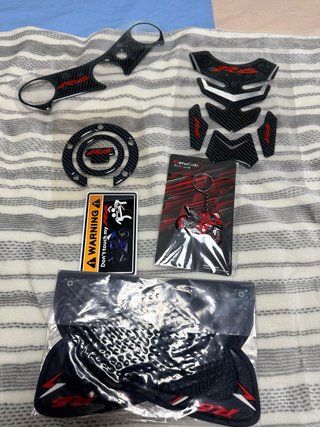 Protector de Tanque Yamaha R6 carbono