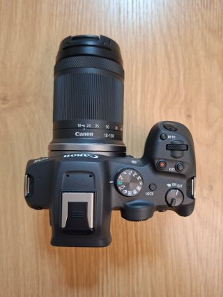 Canon EOS R7