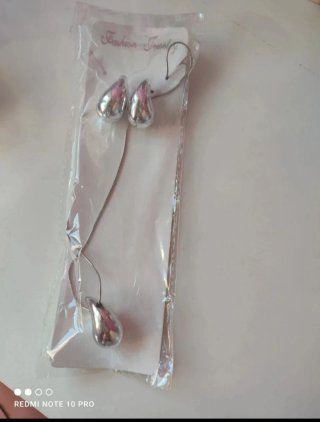 Collar y pendientes lágrima plata