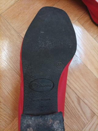 Zapatos salón D'Chicas rojos