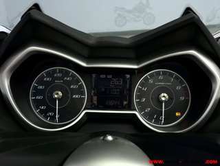 YAMAHA X-MAX 400 -APTA A2-
