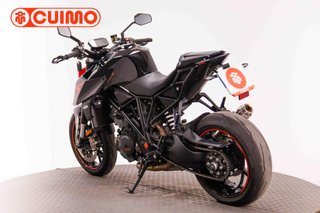 KTM 1290 SUPER DUKE R