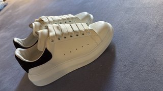 Alexander McQueen Zapatillas Blancas y Negras