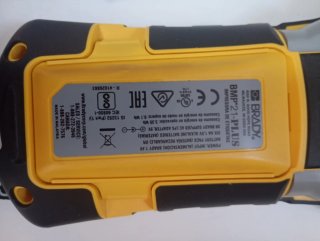 Etiquetadora Brady BMP21-PLUS, con 4 rollos