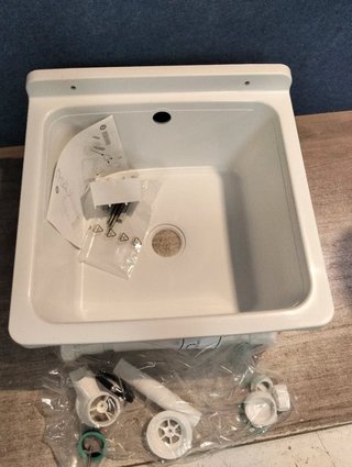 Adventa Mueble exterior para lavadero de resina