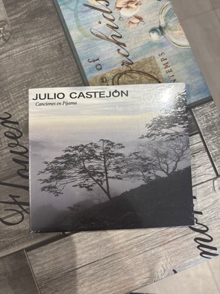 Libro Asfalto y CD Canciones en Pijama