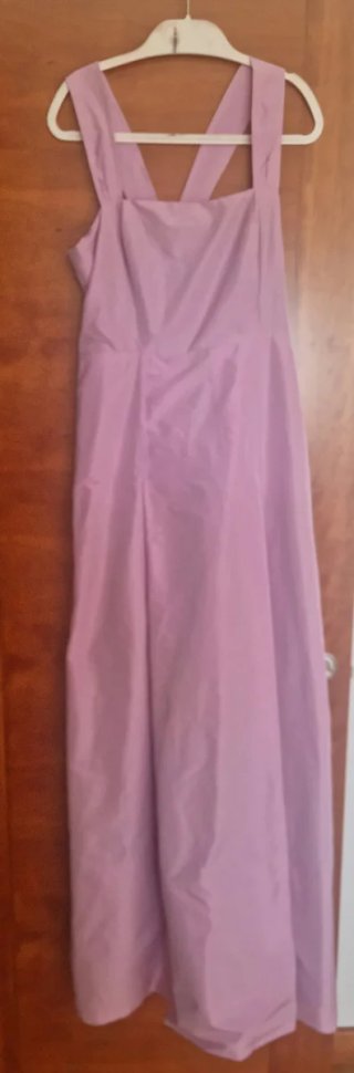 Vestido largo Tintoretto malva con fajín negro