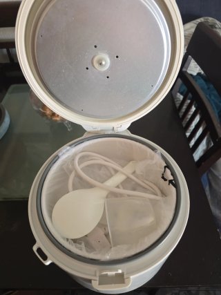 Olla Eléctrica Alaska 2L
