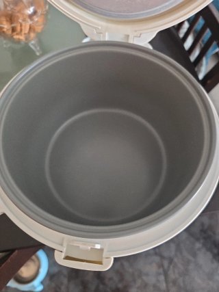 Olla Eléctrica Alaska 2L