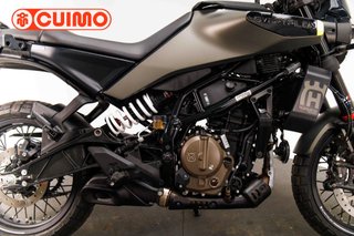 HUSQVARNA SVARTPILEN 125