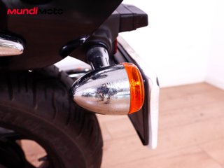 SUZUKI INTRUDER M 800