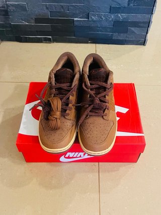 Nike Dunk Low Premium