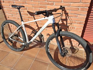 Bicicleta Wilier Usma SL XT MT501 L White.