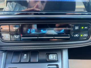 Toyota Auris HYBRID 1.8 136CV 110.000KM 2019