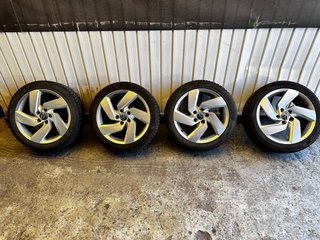 4 Llantas Originales Volkswagen R17 225/45/17