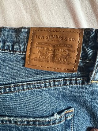 Levi’s Ribcage Bell talla 31, perfectos.