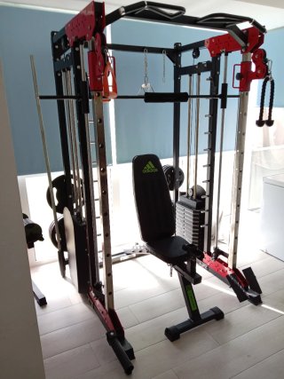Rack de musculación ,Mancuernas y Barras