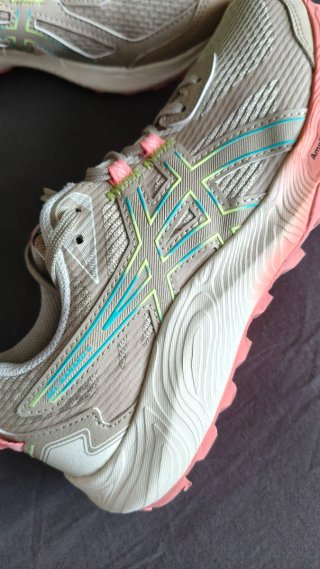 Zapatillas mujer trail running Asics talla 36