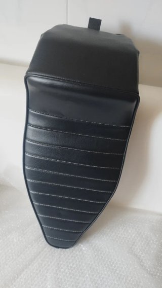 Banco Vespa Preto