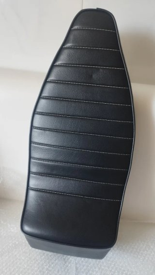 Banco Vespa Preto