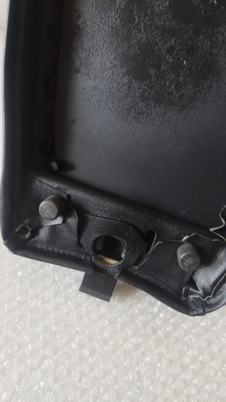 Banco Vespa Preto
