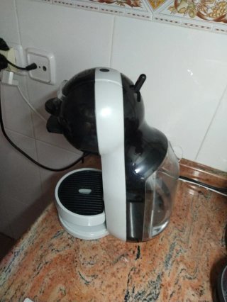 Cafetera Dolce Gusto Delonghi Mini Me Automática