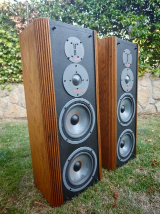 Altavoces Infinity RS4