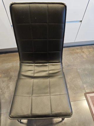 Juego de 4 sillas de cocina blancas y negras