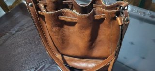 Bolso de piel auténtica marrón