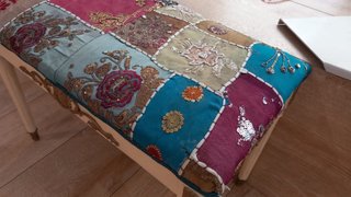 Banqueta tapizada tela india patchwork