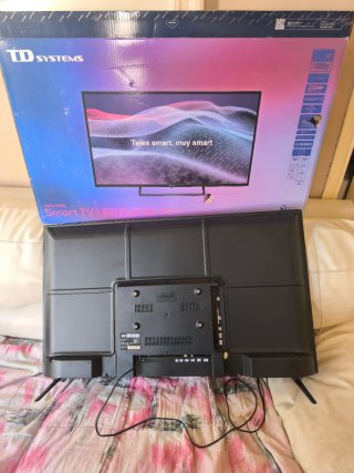 3 TVs OKI 32, 39.5, 50 pulgadas