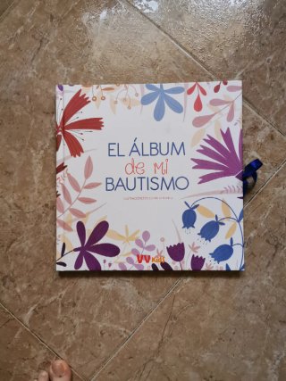 EL ALBUM DE MI BAUTISMO (VVKIDS)