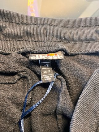 Pantalón largo negro Ellesse