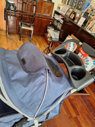 Cochecito para perro pequeño (10-12 kg)