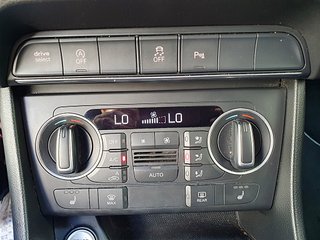 Audi Q3 SLine, AUT, Xenon, 19",Navi, Bose,Piel Alc