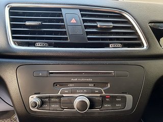 Audi Q3 SLine, AUT, Xenon, 19",Navi, Bose,Piel Alc